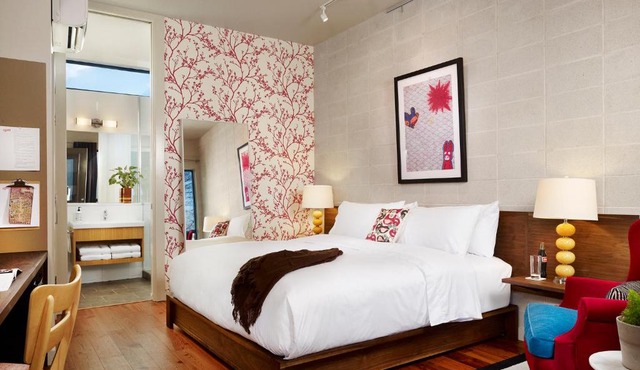 Heywood Hotel