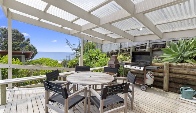 Hidden Cove Gem - Langs Beach Holiday Home