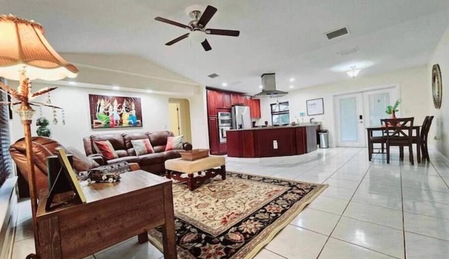 Hidden Gem Home @Oceanside Ave
