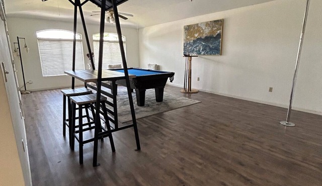 Hidden Gem Pool | Game Room