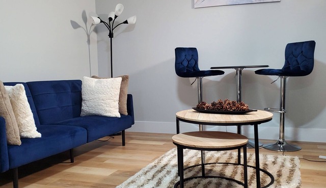 Hidden Gem | Private Suite | Quiet & Comfortable