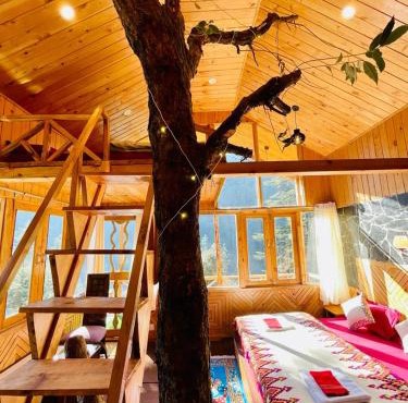 Hideaway Tree Cottage