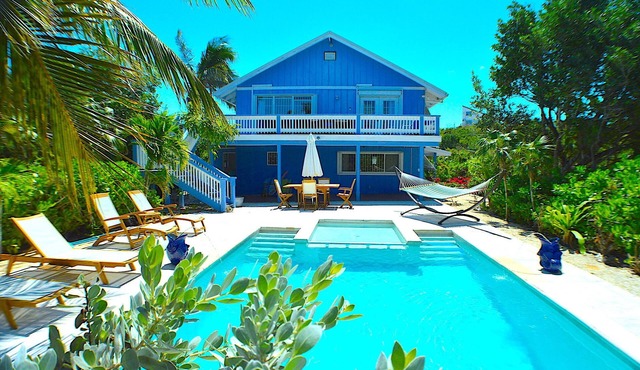 Hideaway Villa TCI – Steps to Grace Bay Beach, Private Pool with Sunset Views