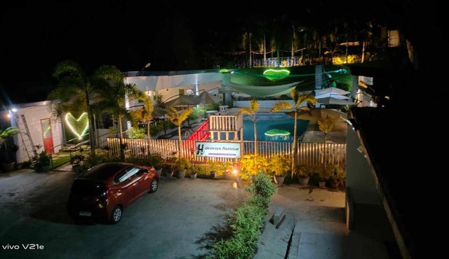 Hideaways Restobar and Resort