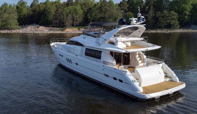 High-class and Elegant Luxury Yacht in Helsinki - Princess 75