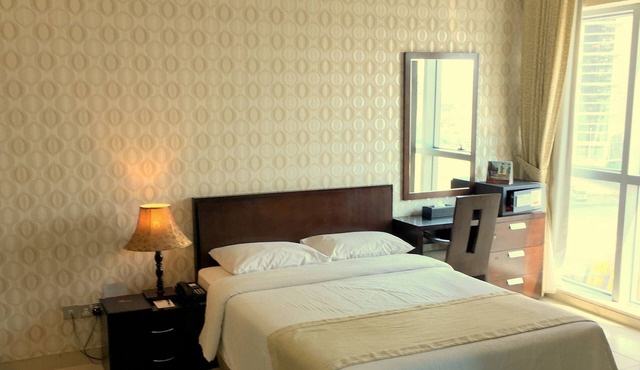 High-End Studio Apt. Near Mall of The Emirates