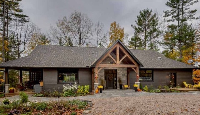 High Falls Echo - Lower-Level of Luxury Waterfront Cottage!