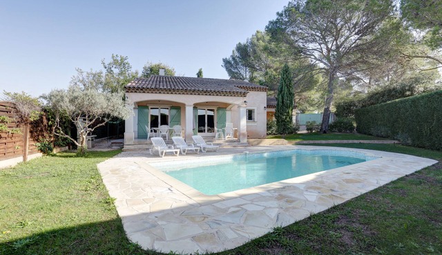 high standing, air conditioned, Provence styling villa with heated swimming pool