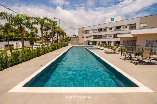 High-standard apt in cond, 700m the beach CCI210