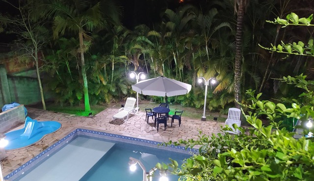 HIGH STANDARD HOUSE WITH CABLE TV - INTERNET - SWIMMING POOL - GOURMET SPACE