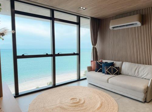 High Standard Premium Apartment Sea Front Balcony New Time 1207