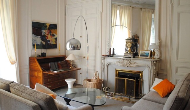 High standards, 170m2-1840 sq ft, 3 bedrooms, Arc de Triomphe/Champs Elysées