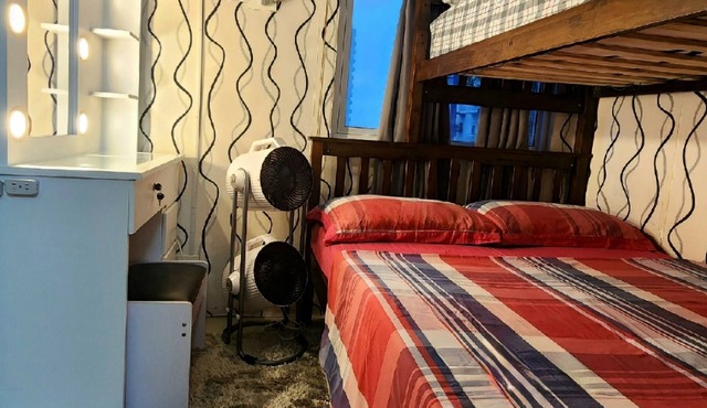 High-Tech Studio @ Grass Residences -2persons only