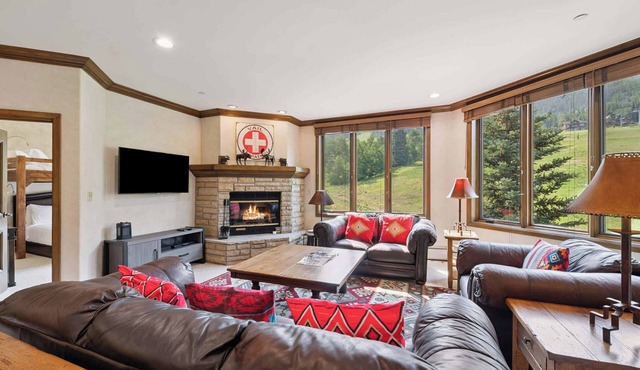 Highlands Slopeside 213