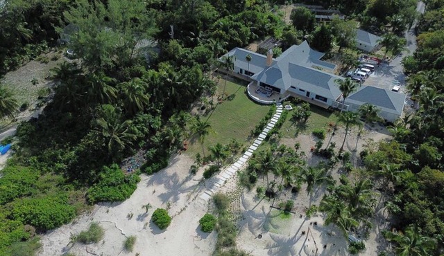 HighTide Villa | Private Beachfront Estate, Personal Chef, Butler & Chauffeur