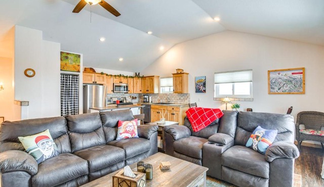 Hike, Ski & Explore: Townhome w/Yard in Fraser!