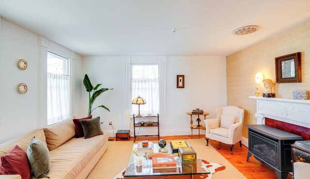 Hike, Ski & More: Restored 1845 Catskills Home