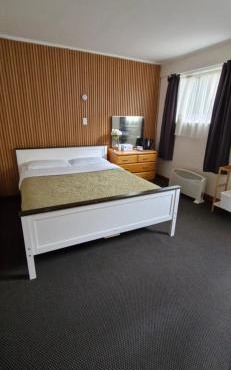 Hillcrest Term-Downstairs Room