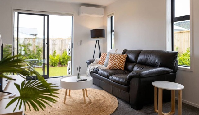 Hillside Haven: Trentham Escape