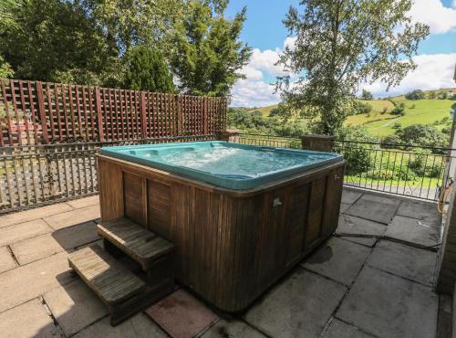 Hillside Lodge