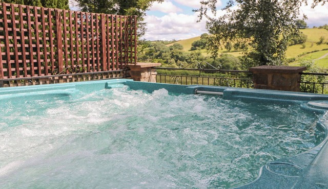 Hillside Lodge