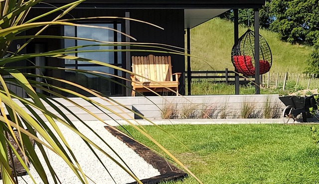 Hilltop retreat overlooking the Old Forgotten Highway in adventure playground