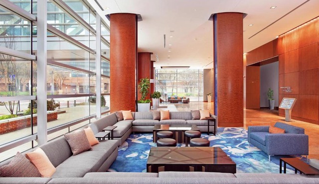 Hilton Baltimore Inner Harbor