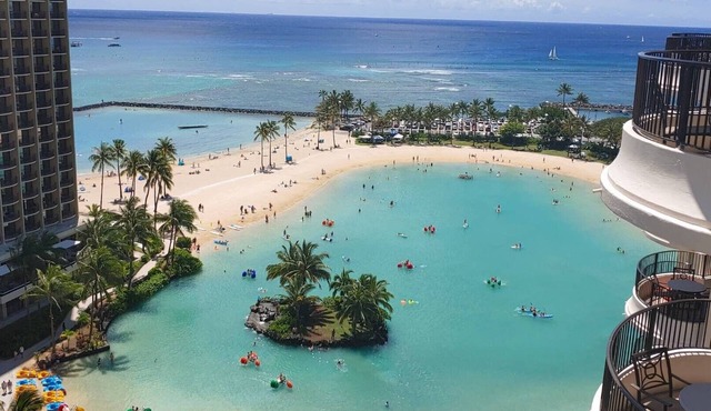 Hilton's Lagoon Tower 1-Bd Plus Ocean View: A Paradise with Endless Fun