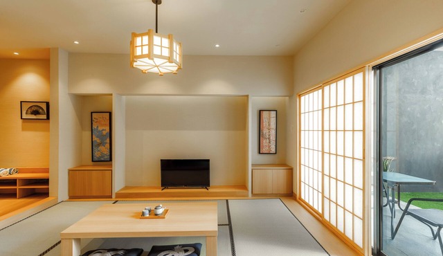 Himawari House