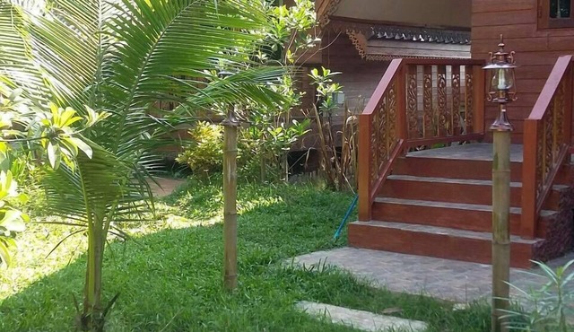 Himawari Restaurant & Cottage