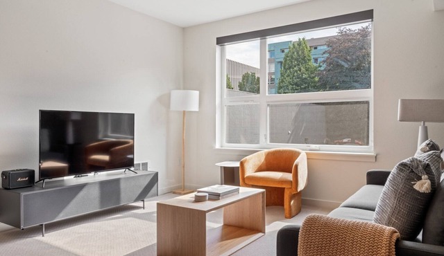 Hip Lower Queen Anne 1BR w/BBQ & Roof, nr Space Needle, by Blueground