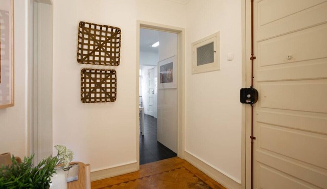 Hip Tailor Made Flat in Areeiro