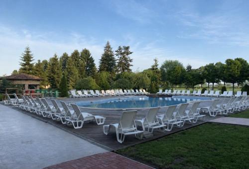 Hipodruma Resort & Pool
