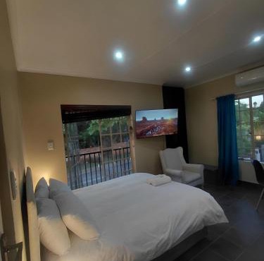 Hippo Zwartkop Suites