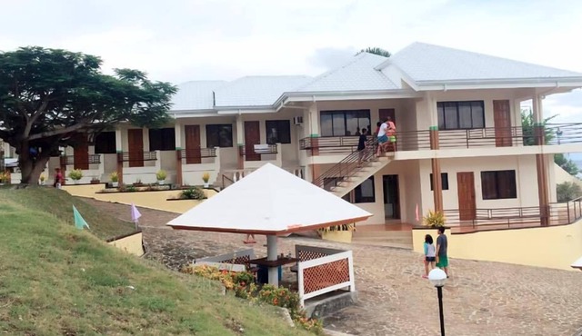 Hisoler's Beach Resort