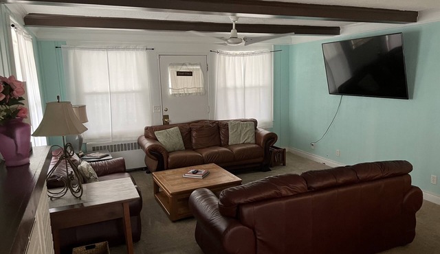 Historic Beach Side Getaway - Pet Friendly, Wi-Fi, Just Steps to the Beach