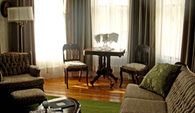 Historic Bed and Breakfast Accommodation near Hopewell Cape, New Brunswick