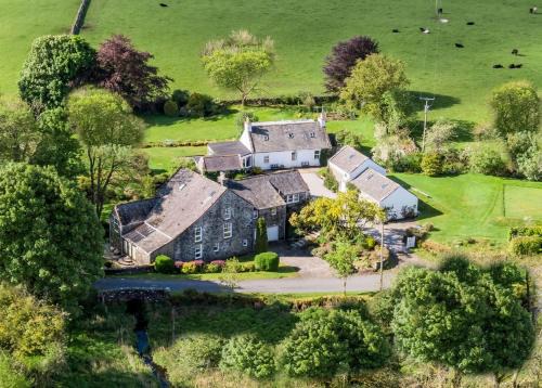 Historic Countryside Mill with GardensTennis - Pass the Keys