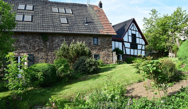 Historic Eifel country house with beautiful garden, sauna & fireplace