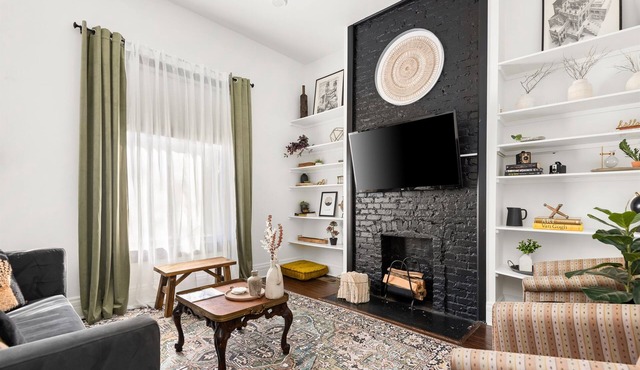 Historic Five Points Cottage | King Bed, Walkable, Pet-Friendly