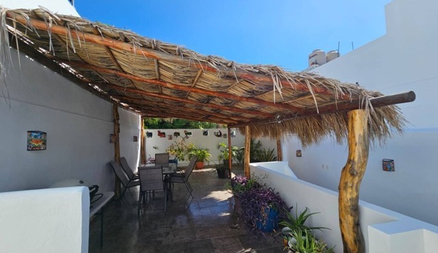 Historic Home with Roof-top Terrace and Grill
