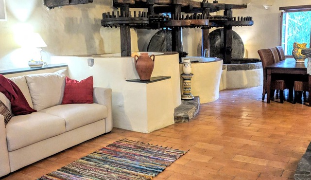 Historic Mill w/pool 5 Minutes from Beach