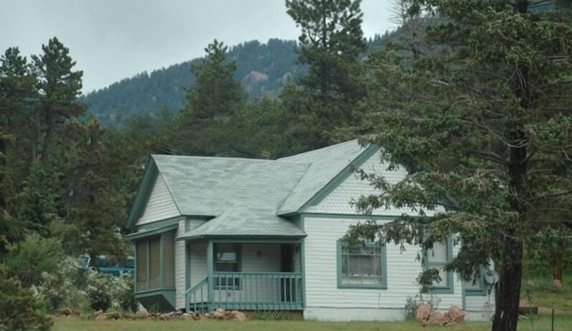 Historic Olde Poste in Cascade