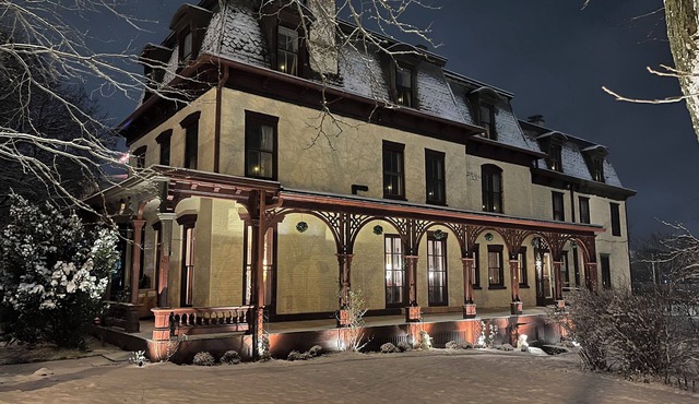 Historic Seneca Falls Suite with Spa & Gardens