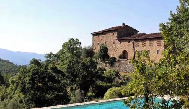 Historic Villa immersed in unspoiled nature Tuscany