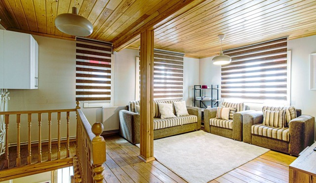 Historical Duplex Villa with Patio in Beyoglu