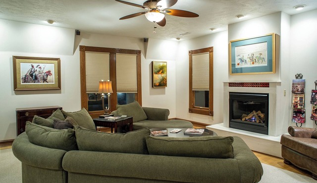 Historical home located in downtown Pendleton's eight block sites and eateries.