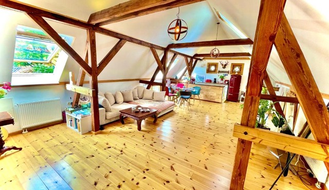 Historisches Retro Loft 70m2 mit Garten & Seenähe
