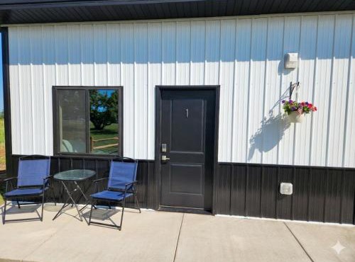 Hitching Post Motel