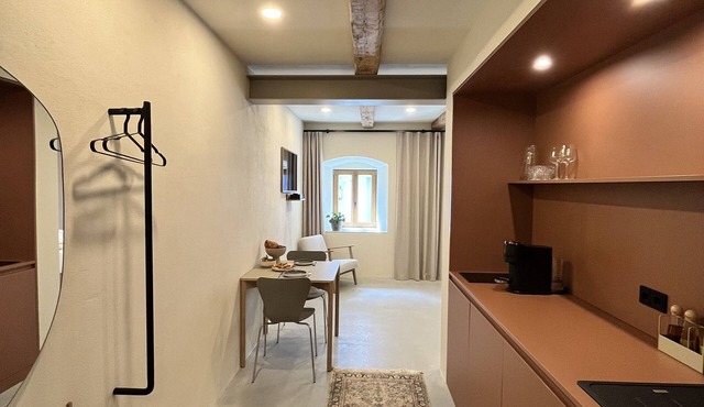 Hochwertig Eingerichtetes Appartement im Herzen von Windischeschenbach